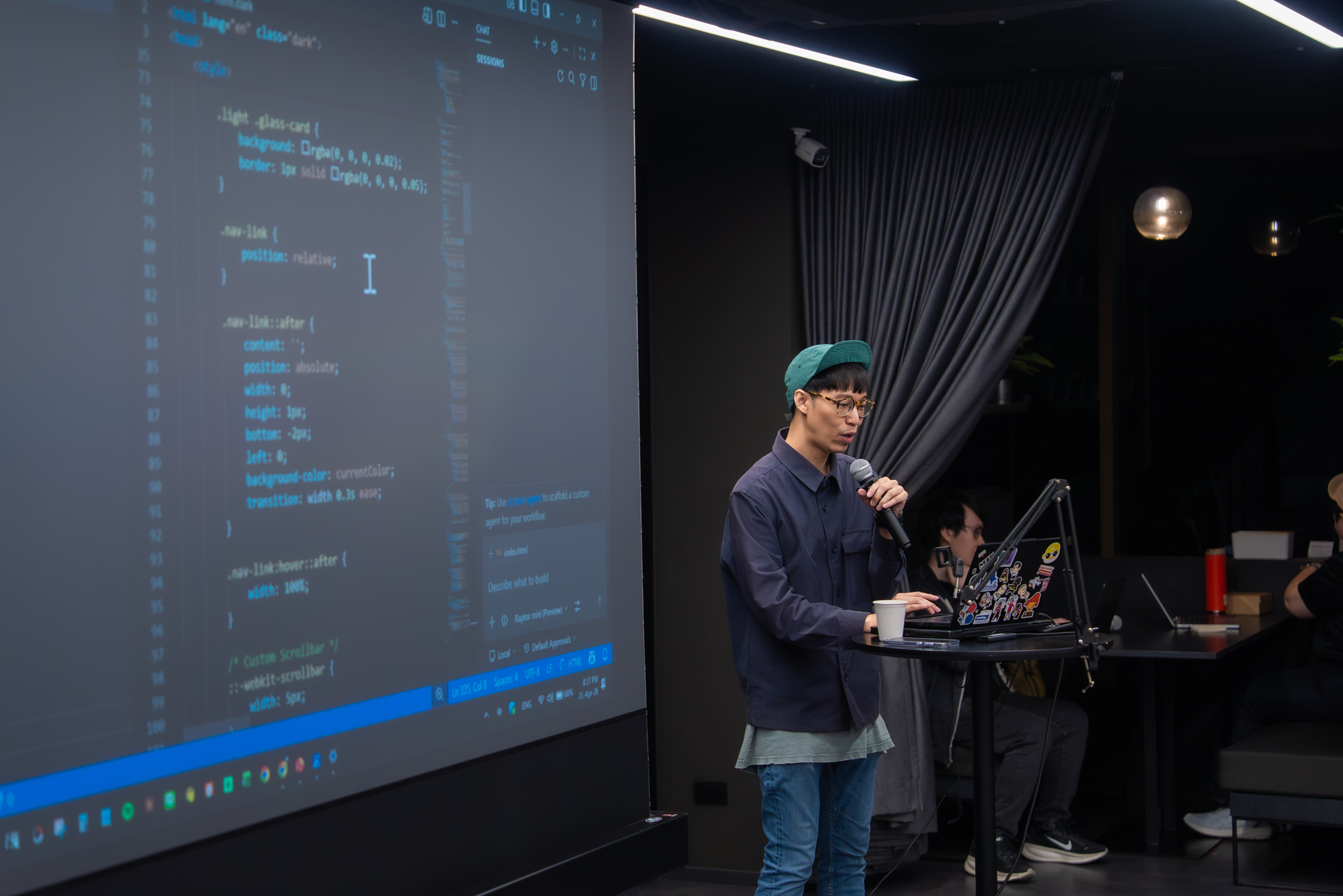 คุณกษิดิศ สตางค์มงคล (ทอย)