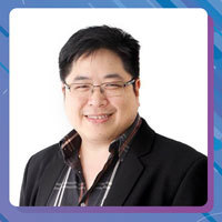 คุณจักรพงษ์ คงมาลัย