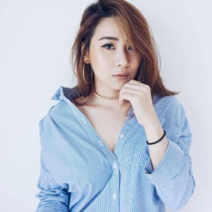 คุณแตน WEARTOWORKSTYLE
Youtuber สาวหมวย Mix&Match ทุกแฟชั่น