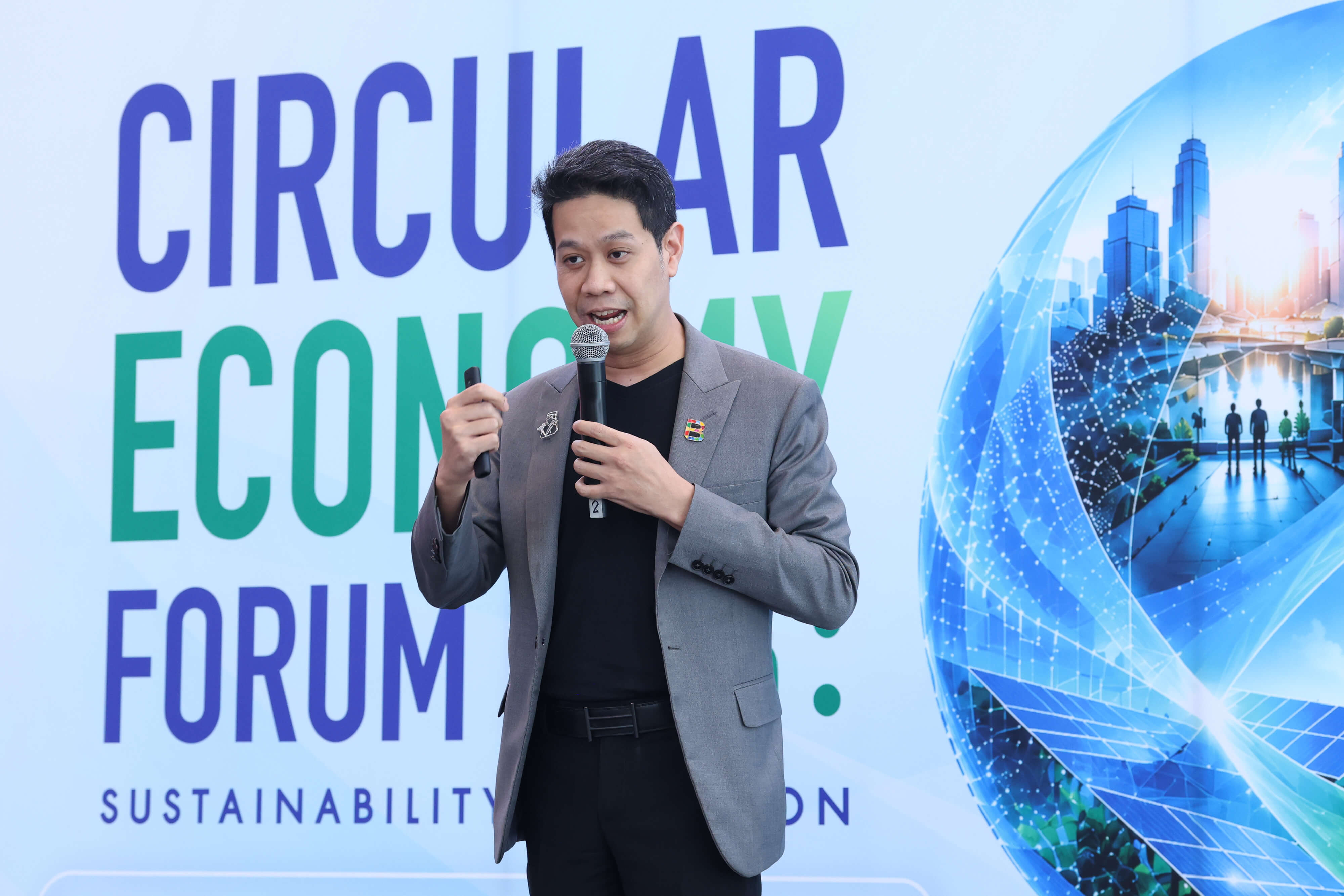 คุณปิยะชาติ อิศรภักดี Chief Sustainomist, BiOST, Institute of Systematic Transformation