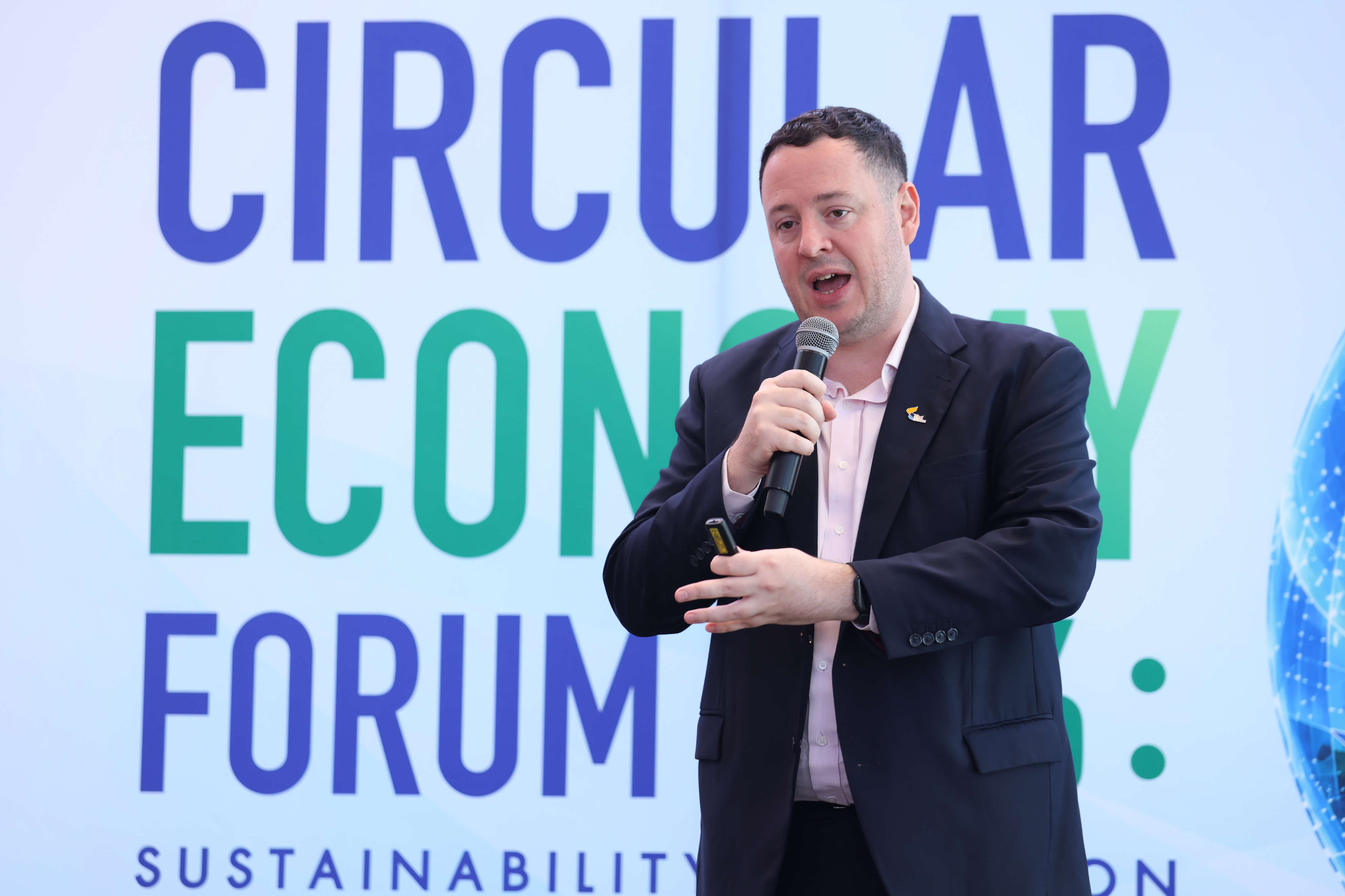 Adam Brennan, Chief Sustainability and Communications Officer บริษัท ไทยยูเนี่ยน กรุ๊ป จำกัด (มหาชน)